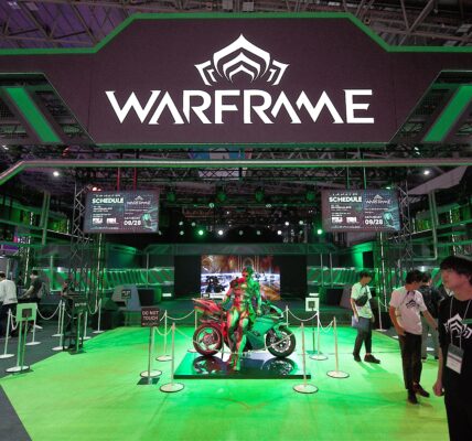 a Warframe convention in Tokyo